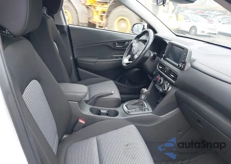 2020 Hyundai Kona Sel z USA, uszkodzony, nr VIN KM8K2CAA1LU402789